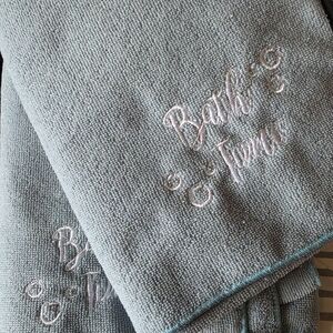 Tahari Soft Blue Bath Towels